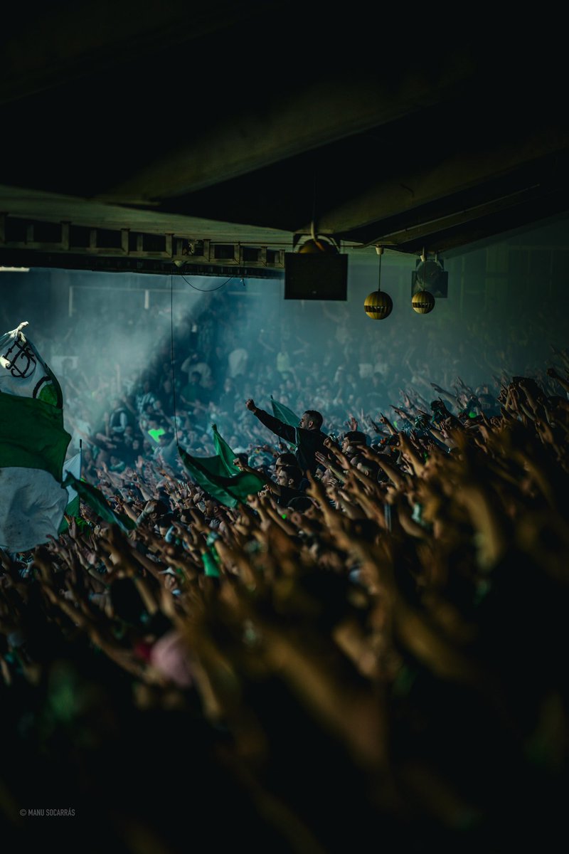 La hinchada más popular del Sur de España.

Si, es un entrenamiento.