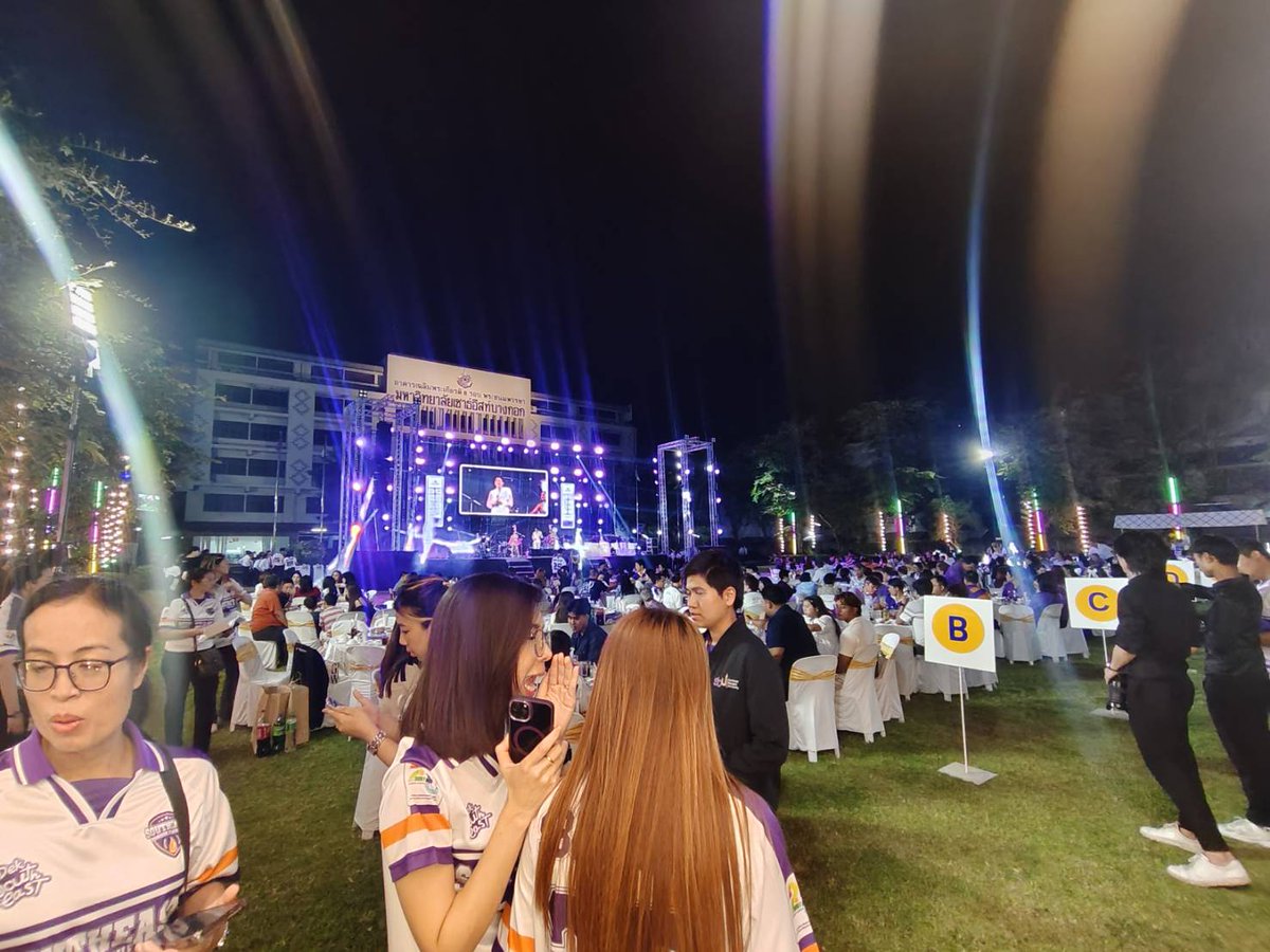 yoothana12's tweet image. #ระบบแสงสีเสียงเวทีเช่างานเลี้ยงรุ่น
#25 ปี มหาวิทยาลัยเซาธ์อีสท์บากกอก
#ฟรีคอนเสิร์ตซานิ
#ขอบคุณคณะครูอาจาร์ยครับ
#PK Light and Sound System
โทร.0814818007
#เช่าโครงสร้างทรัสอลูมิเนียม
#เครื่องเสียงเช่าEvent
 #เช่าเอฟเฟคงานแต่ง
#เช่าระบบไฟแสงสี
#เช่าเวทีอลูมิเนียม