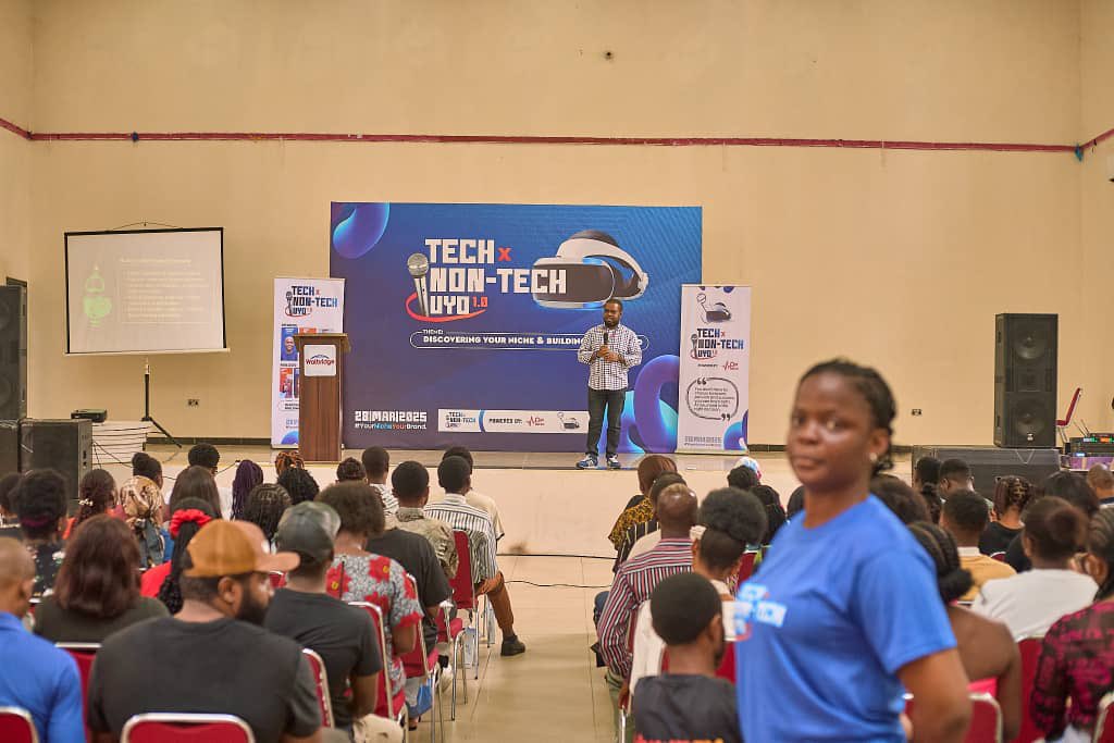 sonsydarlin's tweet image. Mr. Ekerete Ekandem, ably represented by Mr. Ndifreke Ukpong, for supporting this vision.

This is just the beginning. Let’s keep building, learning, and growing! 🚀

#TechxNonTech #CareerGrowth #BrandBuilding #YouthEmpowerment #Networking #Mentorship #PMPulse