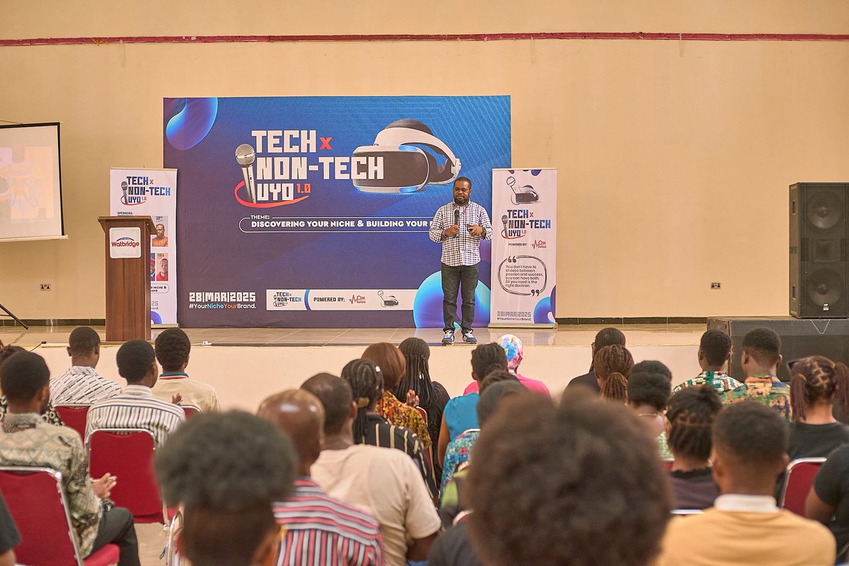 sonsydarlin's tweet image. Mr. Ekerete Ekandem, ably represented by Mr. Ndifreke Ukpong, for supporting this vision.

This is just the beginning. Let’s keep building, learning, and growing! 🚀

#TechxNonTech #CareerGrowth #BrandBuilding #YouthEmpowerment #Networking #Mentorship #PMPulse