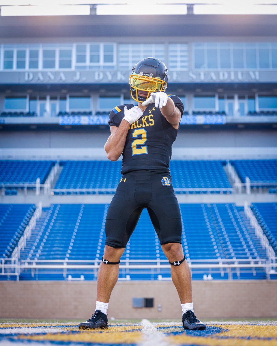 Isaiah Oliver (@isaiaholiver_) on Twitter photo After an amazing visit and conversation with <a href="/CoachDtjackson/">Dan Jackson</a> I am blessed to receive an offer from South Dakota State!! <a href="/ldbengtson/">Luke Bengtson</a> <a href="/GoJacksFB/">SDSU Football</a> <a href="/WaukeeNWFB/">Waukee Northwest Wolves Football</a> After an amazing visit and conversation with <a href="/CoachDtjackson/">Dan Jackson</a> I am blessed to receive an offer from South Dakota State!! <a href="/ldbengtson/">Luke Bengtson</a> <a href="/GoJacksFB/">SDSU Football</a> <a href="/WaukeeNWFB/">Waukee Northwest Wolves Football</a>