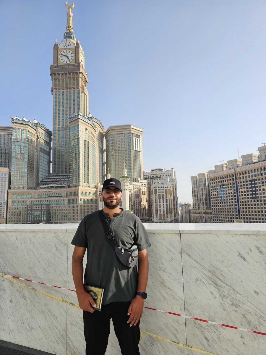 الواحد في كمية حب وراحه سكينه مش طبيعيه والله ❤️