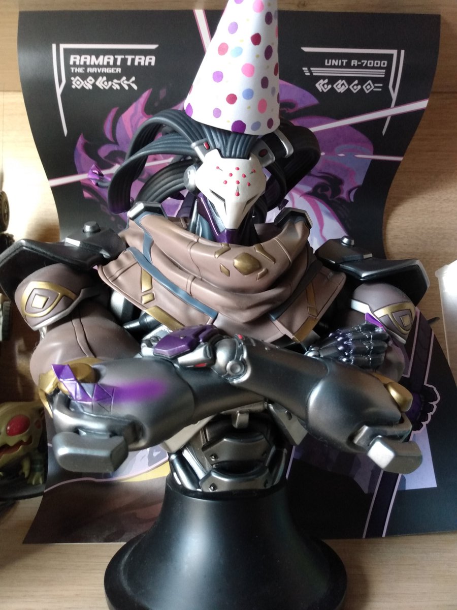 ShockingLogic's tweet image. Happy Bday to #ramattra ! 

Wish I had motivation to draw him but these hands do not fully remember how to draw again. Working on it though!