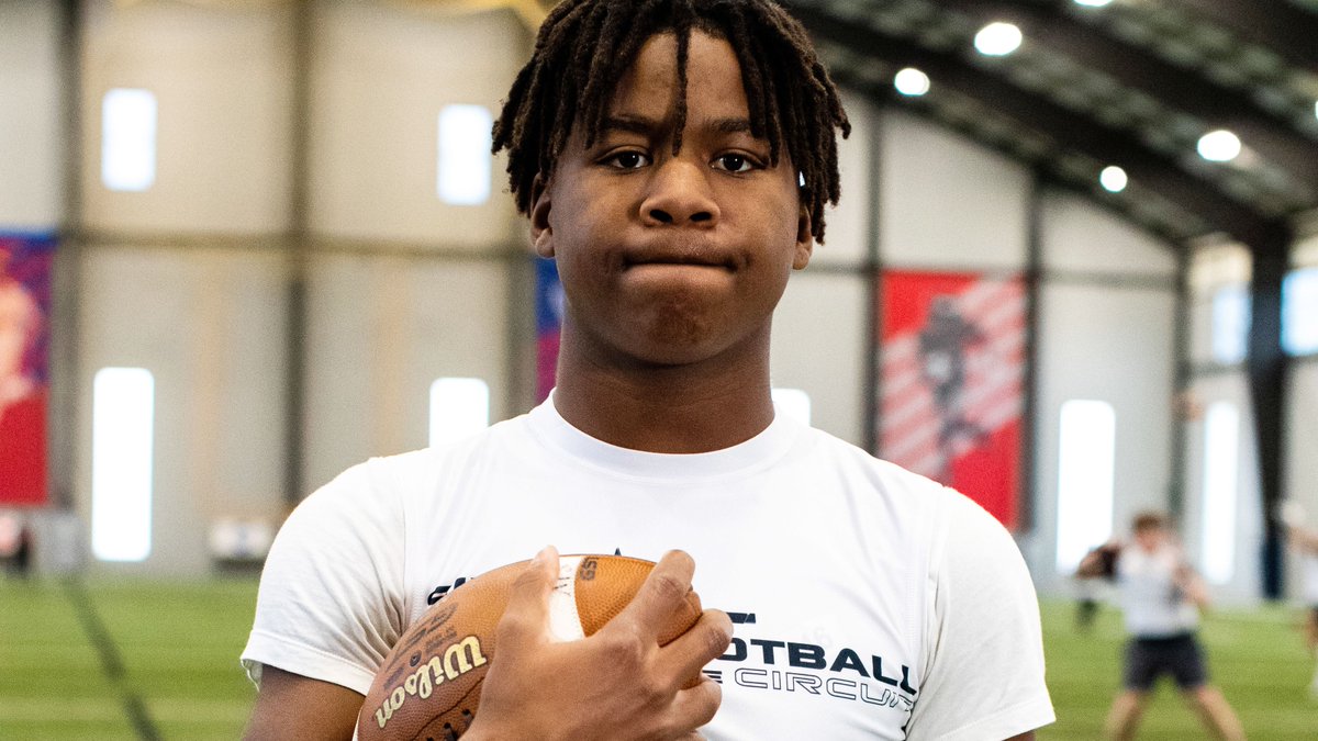 Six Star Football | MISSOURI (@6starfootballmo) on Twitter photo STOCK RISERS 😤📈 | MO Edition
These Missouri DBs been in the lab all spring... and now they’re COOKIN.
☑️WRs? Clamped.
☑️QB vision? Gone.
☑️Offers? Up next.
🔥 Who’s got that dawg in ‘em this offseason?
STORY ▶️ sixstarfootball.com/article/stock-…
<a href="/DrewBenassi/">Drew Benassi</a> @BreijonC <a href="/mrcapalotky4/">Kyren Evans</a> STOCK RISERS 😤📈 | MO Edition
These Missouri DBs been in the lab all spring... and now they’re COOKIN.
☑️WRs? Clamped.
☑️QB vision? Gone.
☑️Offers? Up next.
🔥 Who’s got that dawg in ‘em this offseason?
STORY ▶️ sixstarfootball.com/article/stock-…
<a href="/DrewBenassi/">Drew Benassi</a> @BreijonC <a href="/mrcapalotky4/">Kyren Evans</a>