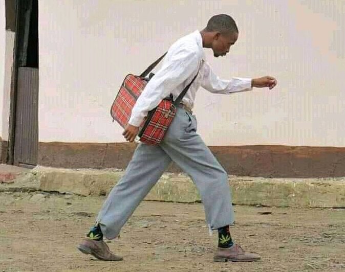 Kangende ku thrones nga bukyali enkya Big Meeting😎