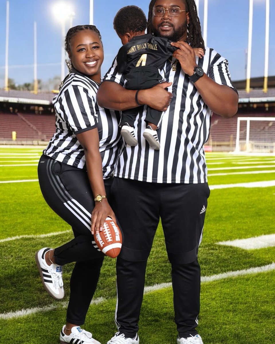 EverythingRaye's tweet image. One thing about it and two things for sure… we gone take some family pictures 😻😂