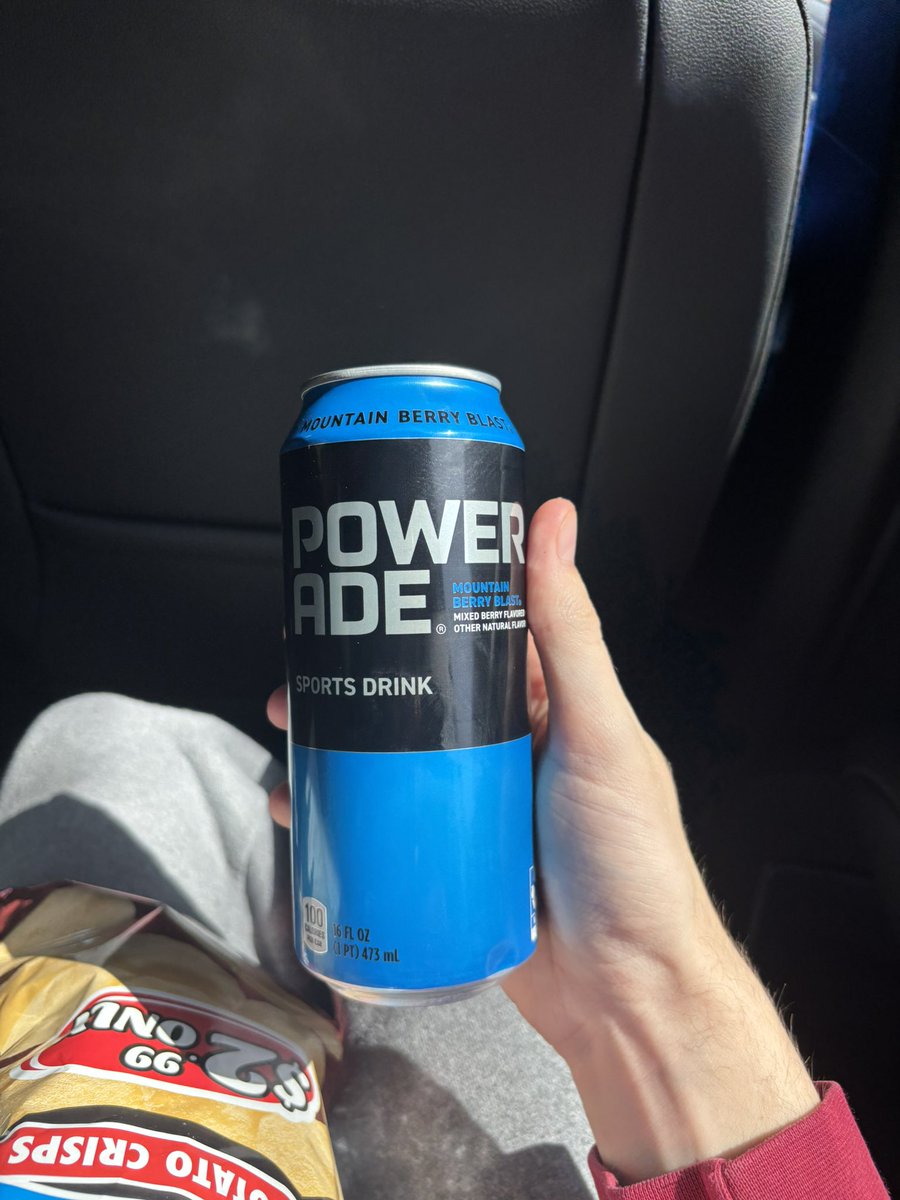PaulyMcGruESPN's tweet photo. Canned Blue Pow. Yep, this white boy is gonna have himself a day https://t.co/BeczyquyZN