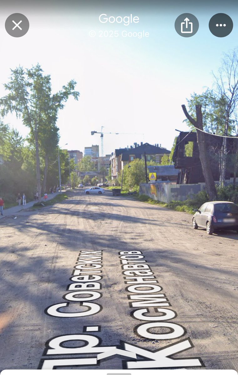 Ein Bild - das, angesichts Putins Vorschlag, die #Ukraine unter UN-Verwaltung zu stellen, zeigen soll, wie schlimm die Zustände in #Russland sind, verbreitet vom ukrainischen Außenministerium und dessen Sprecher.
Das Ganze ist #Fakenews und #Desinformation.
<a href="/dpa/">dpa</a> und <a href="/tonline/">t-online</a>