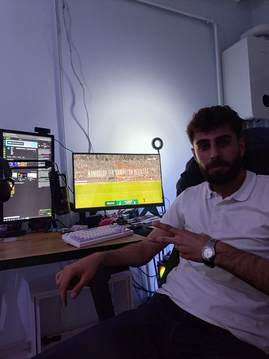 tahaarvasjk's tweet photo. Namağlup tek takım Beşiktaş https://t.co/BU0F770AYY