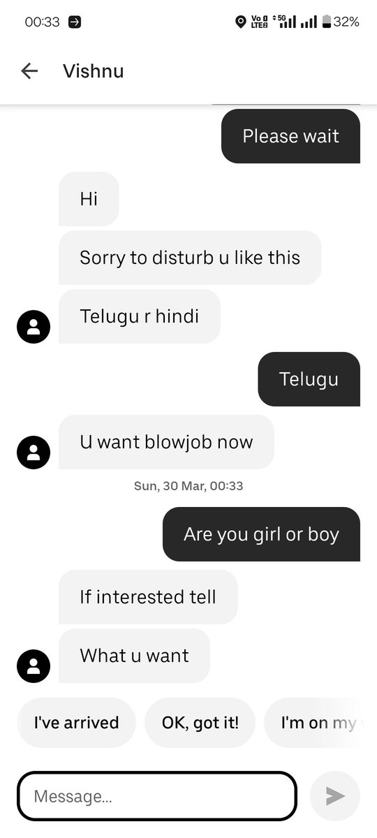 bludy01's tweet photo. Vadevado vishnu anta. Maree ila uber book cheskoni maree aduguthunnadu. https://t.co/vsbn2kD2uu