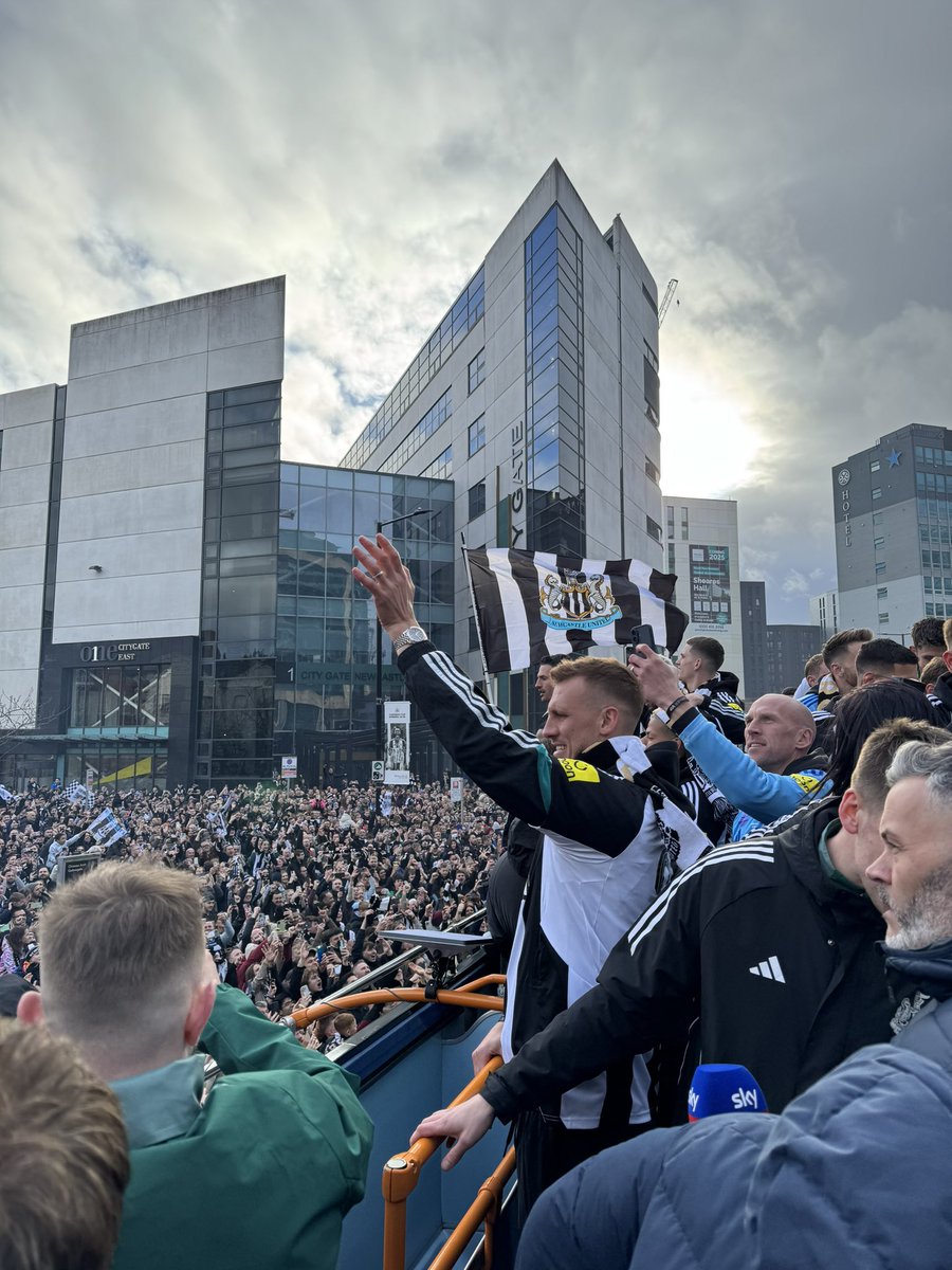 antanddec's tweet image. What a day 🤯 @NUFC