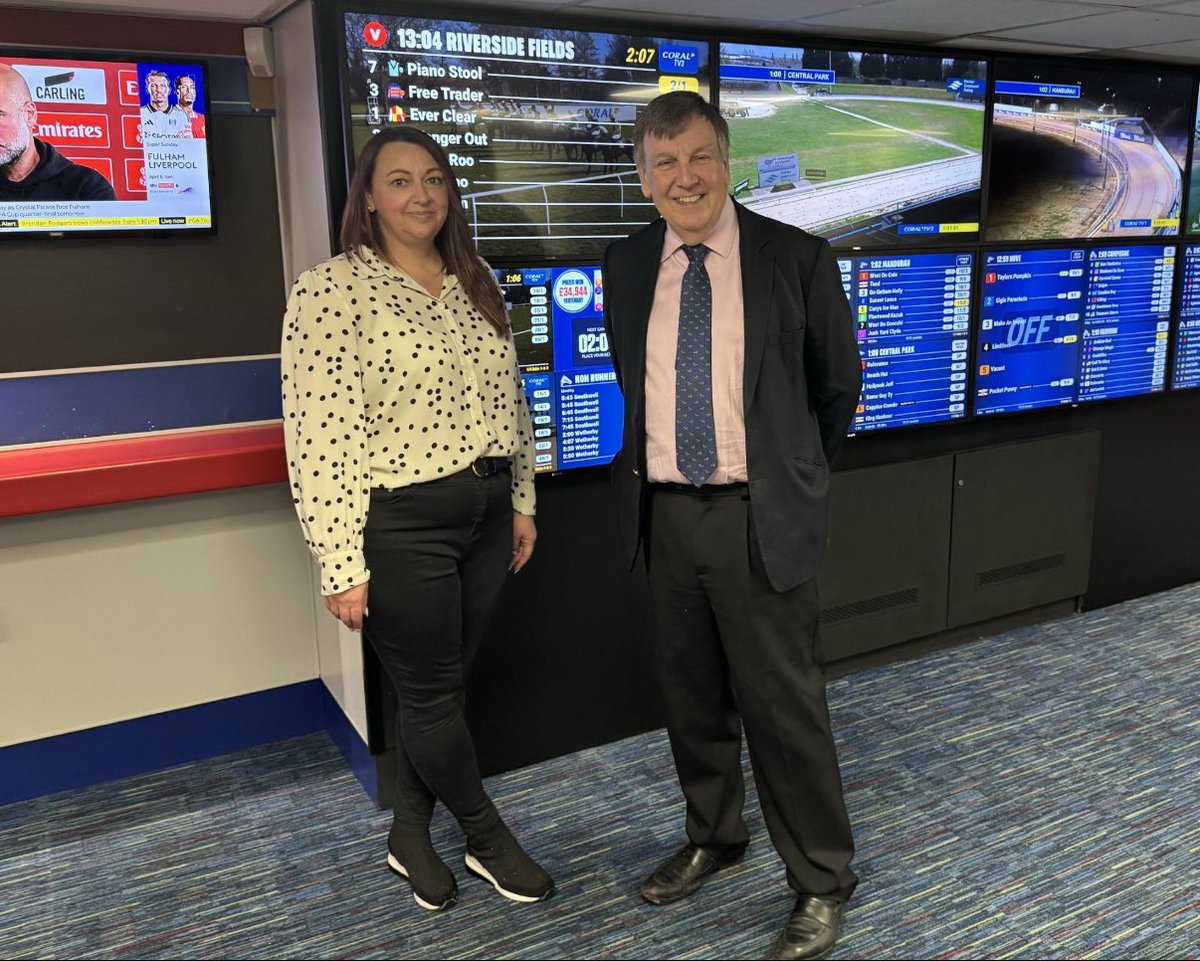 Our thanks to Conservative MP for Maldon <a href="/JWhittingdale/">Sir John Whittingdale MP</a> who placed a BGC Grand National Charity Bet today.  His chosen charity is Maldon HomeStart which will receive a donation whether his horse ‘I Am Maximus’ wins or not. #GNCharityBet
Learn more: bettingandgamingcouncil.com/news/scores-of…