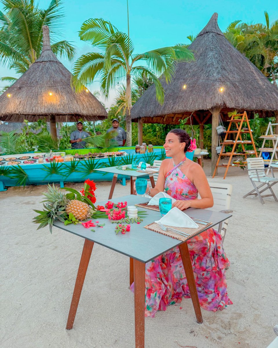 Fresh, flavourful, and straight from the sea.
Dining doesn’t get more ocean-to-table than this. 
#FSMauritius #FSTasteOfWonder

📸 @alessandrastockler