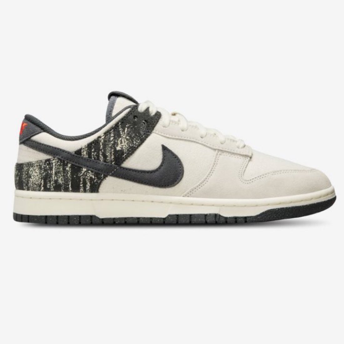 送料込み！追跡あり NIKE DUNK LOW PALE IVORY/OFF NOIR 発売中｜Nike Dunk Low 
