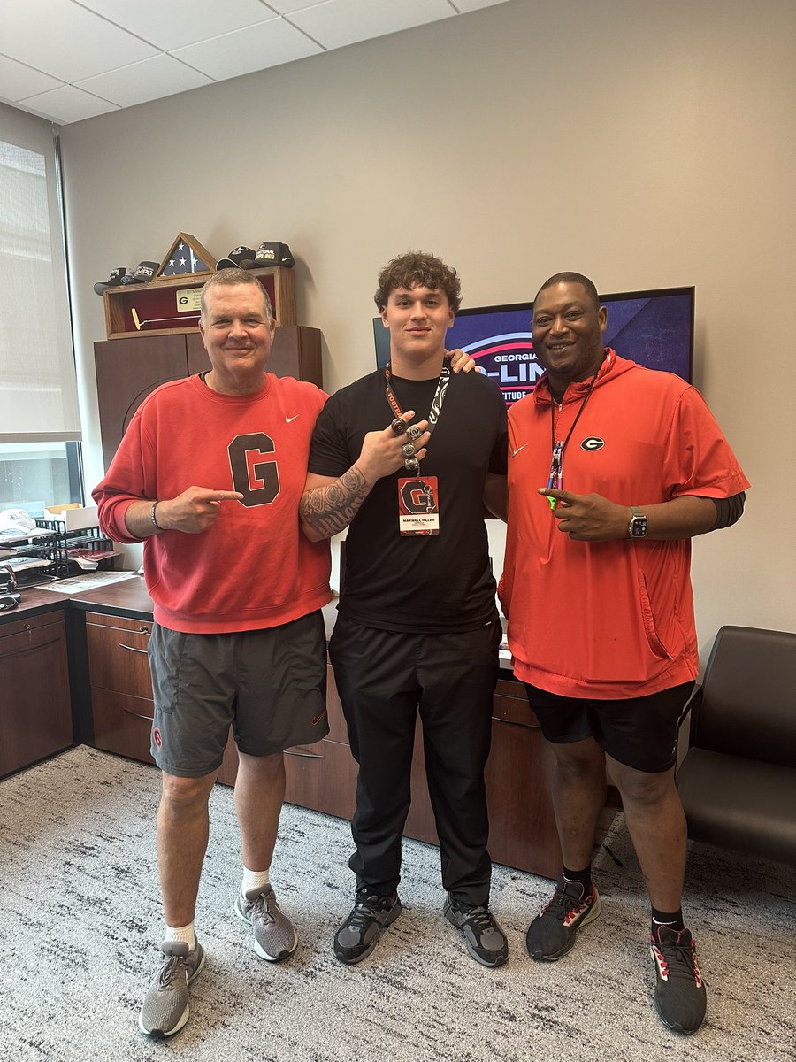 Maxwell Hiller 5⭐️OT (@hillermaxwell) on Twitter photo #AGTG
After an amazing conversation with <a href="/SSearels/">Stacy Searels</a> <a href="/coachKub_70/">Edmund Kugbila</a> blessed to have received OFFER from UGA!!🐶
<a href="/Football_Cville/">COATESVILLE FOOTBALL</a> <a href="/mickit50/">Coach Bonner</a> <a href="/CoachMattOrtega/">Matt Ortega</a> <a href="/CoachVWilliams/">Vinny Williams</a> #AGTG
After an amazing conversation with <a href="/SSearels/">Stacy Searels</a> <a href="/coachKub_70/">Edmund Kugbila</a> blessed to have received OFFER from UGA!!🐶
<a href="/Football_Cville/">COATESVILLE FOOTBALL</a> <a href="/mickit50/">Coach Bonner</a> <a href="/CoachMattOrtega/">Matt Ortega</a> <a href="/CoachVWilliams/">Vinny Williams</a>