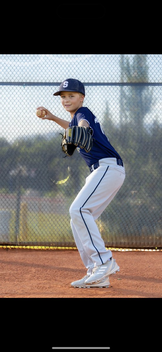 BoMcNally's tweet image. I’m going to try to put something out into the Orioles Universe…

My grandpa Dave McNally is in the @Orioles Hall of Fame after pitching for them from 1962-1974. My oldest son wears #19 in his honor and is also a pitcher (see pics below!). His 12u Baseball team (that I am lucky…