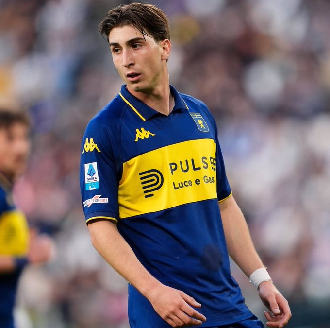 Genoarg's tweet photo. De Italia a Argentina 
De Zeneixe a Xeneize  
Genoa 🤝Boca

❤️💙
💙💛💙 https://t.co/ZFGo6TE4VX