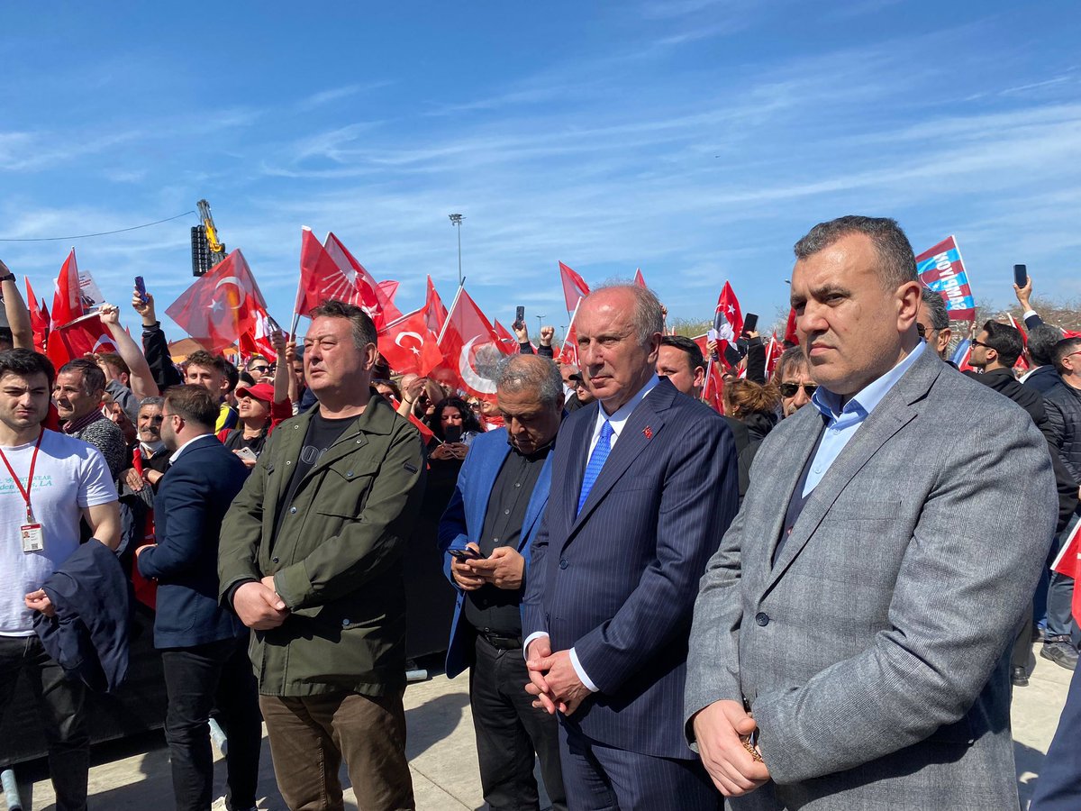 Dayanışmaya gittik, görmezden gelindik!

CHP İstanbul İl Başkanlığı’nın davetiyle sayın genel başkanımız <a href="/vekilince/">Muharrem İNCE</a> ve partililerimiz Maltepe mitingine katıldı. Amacımız, haksızlığa uğrayan herkesin sesi olmaktı. Ancak siyasi hesaplar, vicdanın önüne geçti!

Resmi davetli