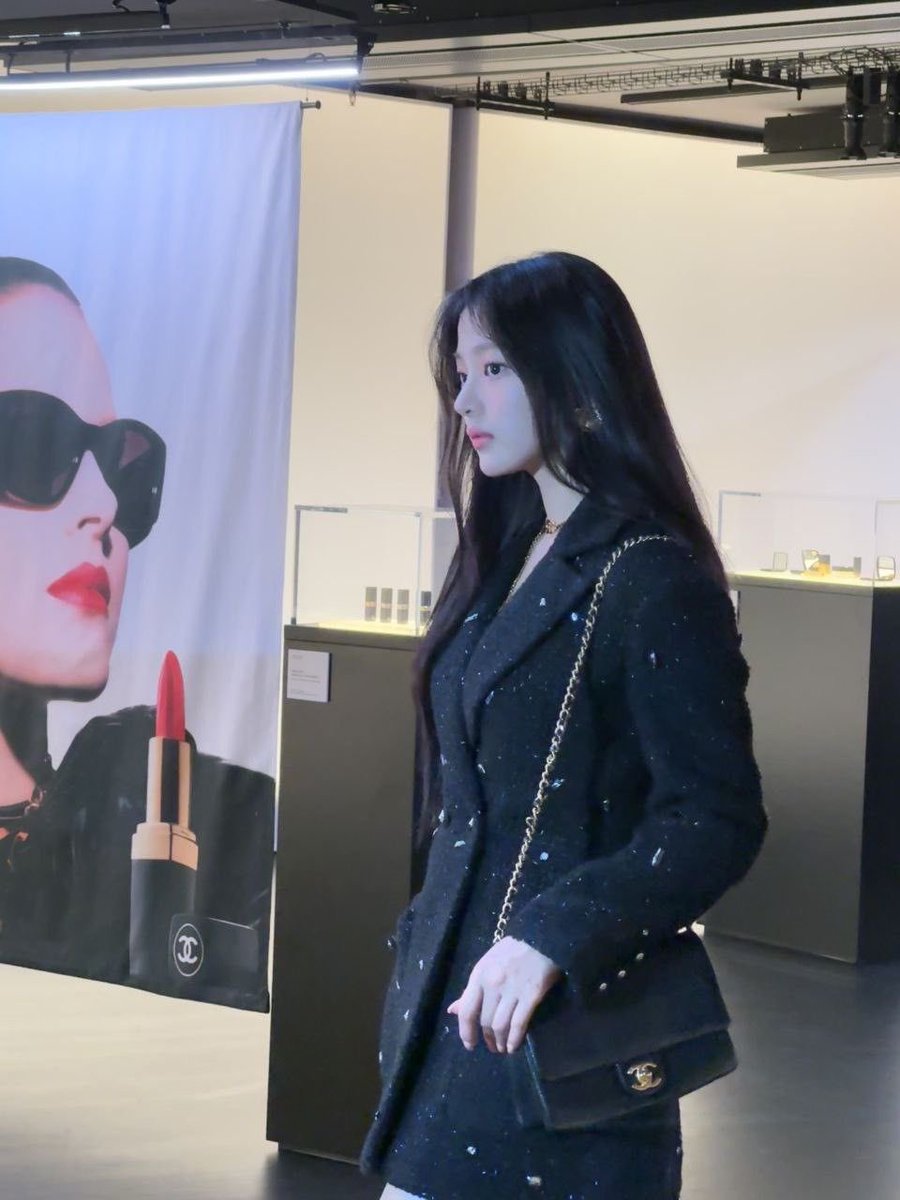 minji loops (@minji_loops) on Twitter photo 