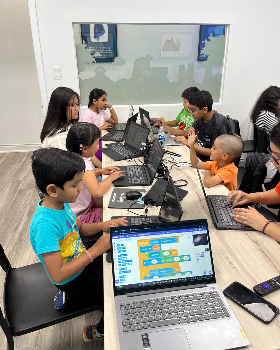 ultimatecoders's tweet image. Future programmers in action! 🚀 From Scratch to serious skills, these young minds are turning ideas into code. Who knows? The next big innovation might just be in the making right here! 💡💻 #CodingTheFuture #YoungInnovators
