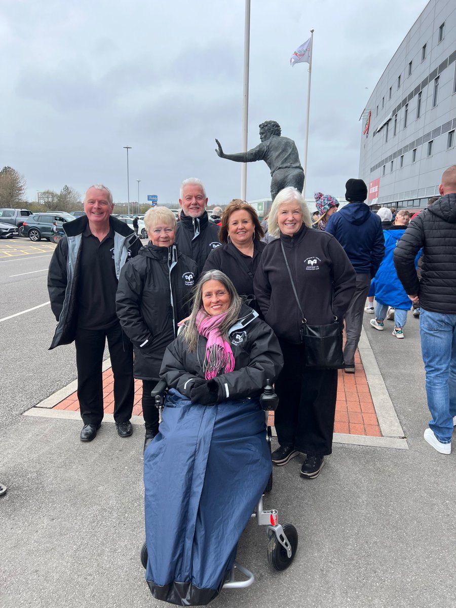 ospreyschoir's tweet photo. Diolch @Côr y Scarlets am y croeso https://t.co/QG8JJ2if0E