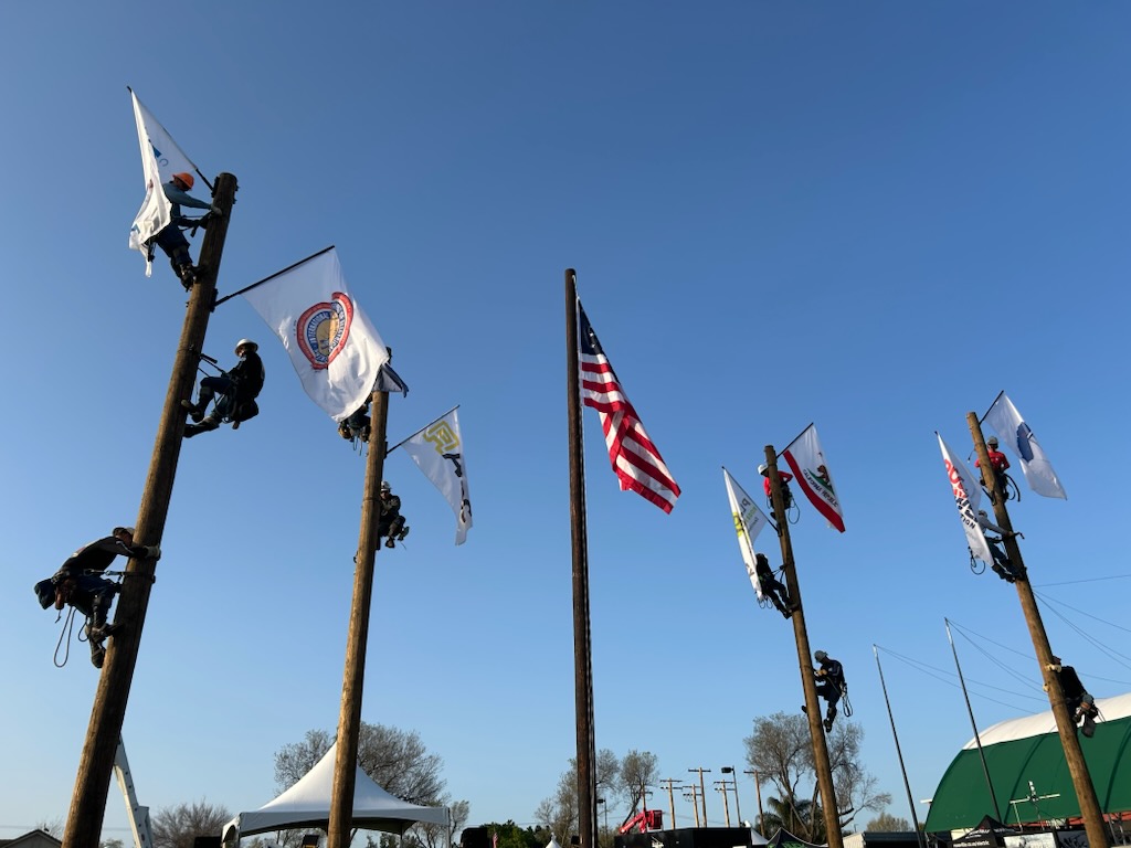 🚩Enjoy scenes from our 2025 #PublicPower Lineworkers Rodeo opening ceremony including a flag raising honoring #MutualAid efforts by #utilities year around. Let the competition begin! #CommunityPowered