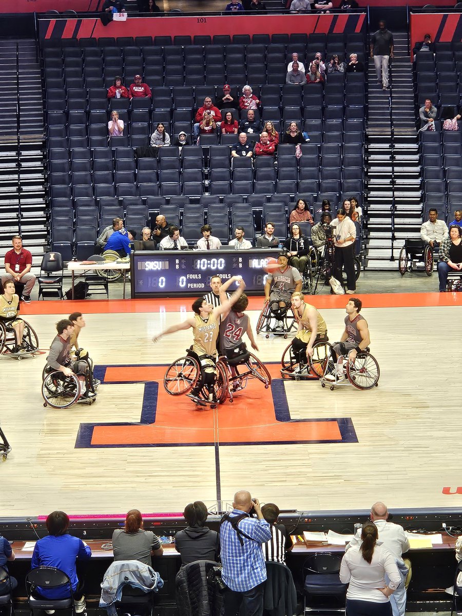Tip off for the 3rd place game for the Mustangs <a href="/SMSUMustangs/">SMSU Athletics</a>