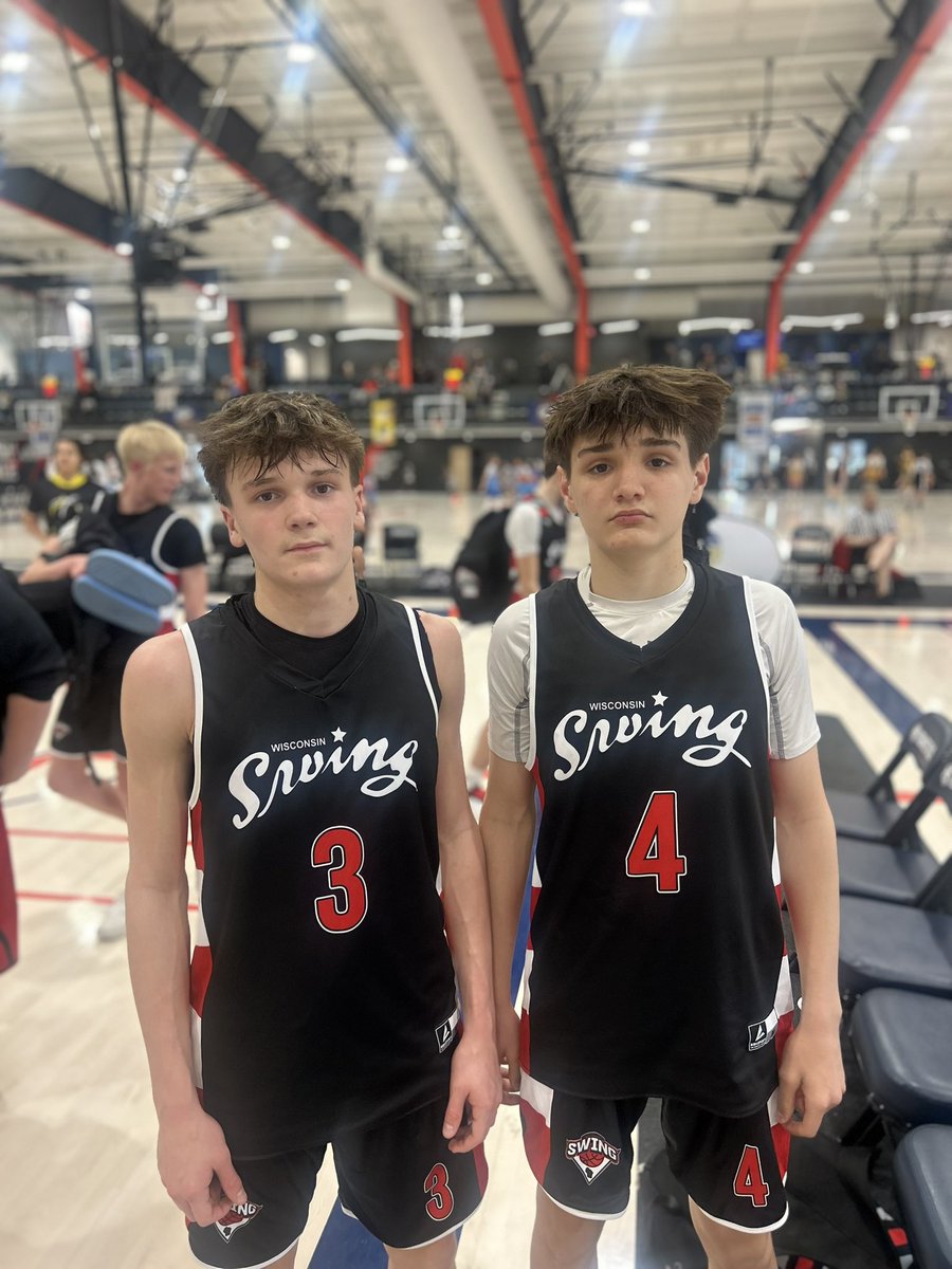 Team Spotlight: 16U Wisconsin Swing
 
Big over 16U Team Era, they were led by Mason Meding &amp; Carter Rivas as they filled up the stat sheet:

27’ Mason Medina - 20Pts 
27’ Carter Rivas 16Pts