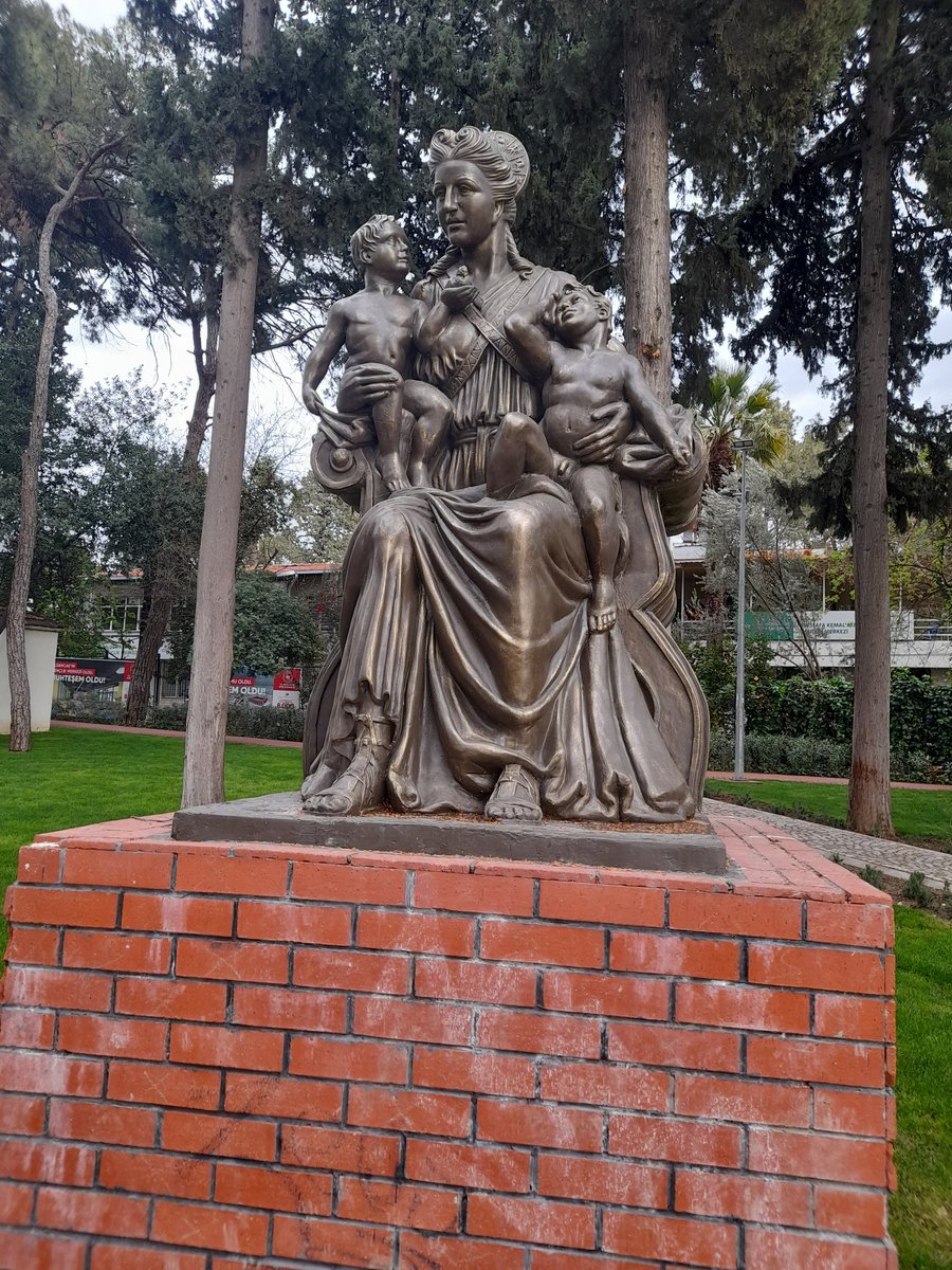 Hasanağa bahçesi   Buca....