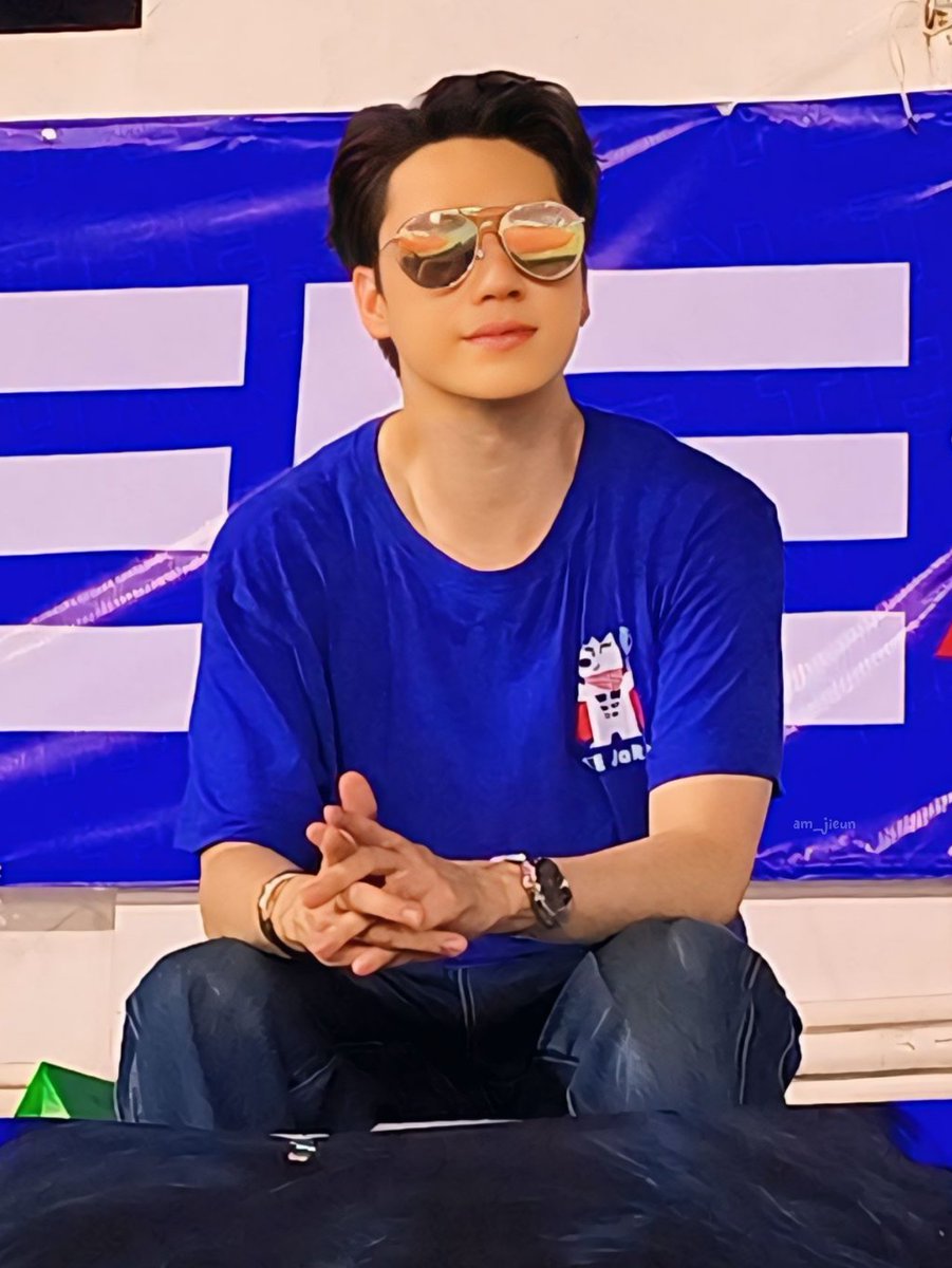ลูกผมโตเป็นหนุ่มแล้วคับ เฮียตี๋คนคูล 😎

#NewTEeNewEnergy 
#TEeThanapon #ตี๋ธนพล 
#55ปีNewEnergy #งานบอล55ปีช่อง3