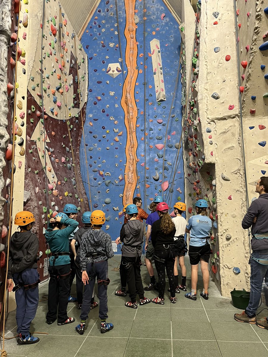 Scouts enjoying an afternoon at Alien Rock