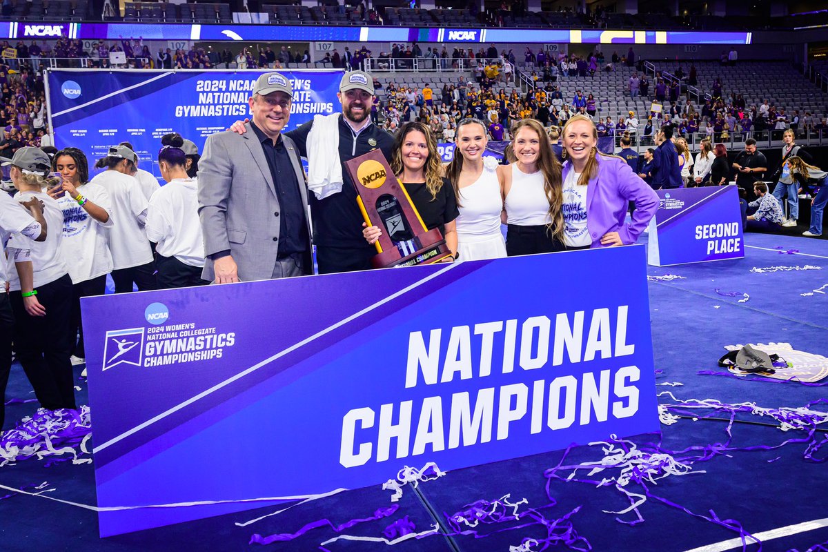 LSU Gymnastics tweet media
