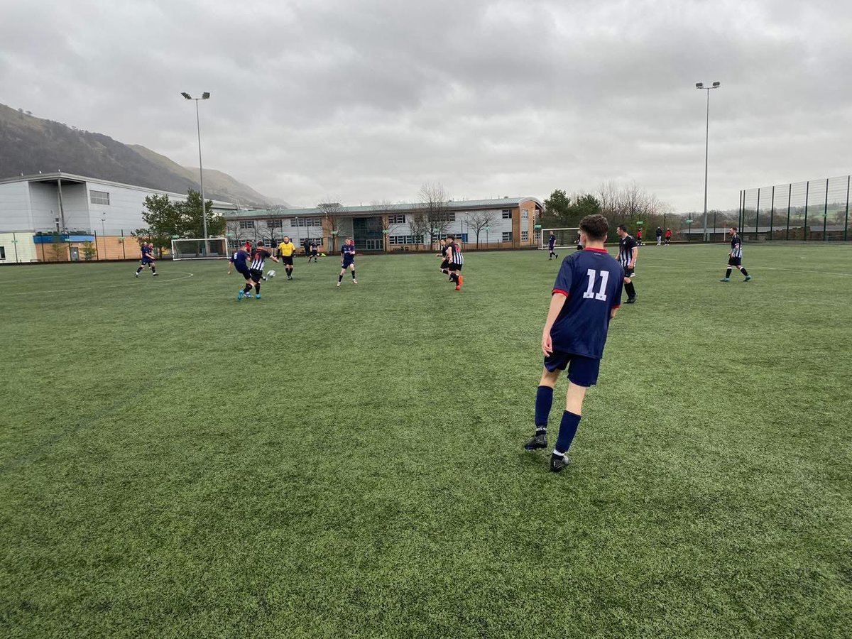 FULL TIME: Tullibody St. Serf’s 11 - 0 Cowie United

Completely dominant performance from the boys saw them run out comfortable winners against Cowie United. 

Some lovely passing football on display in attack and comfortable at the back, a fantastic performance.

#UpTheSerfs