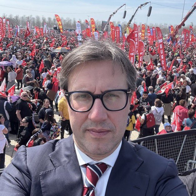 Medyanin50Tonu's tweet photo. ⭕️ Avrupa Parlamentosu Milletvekili Dario Nardella, Maltepe mitingine katıldı. https://t.co/Xz44QHPh0y
