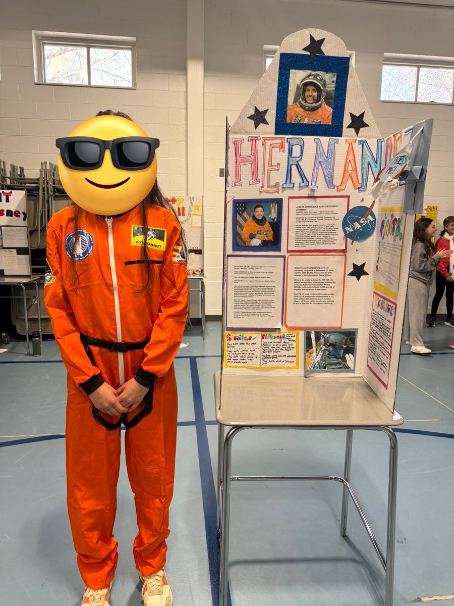 MrsMason5th's tweet photo. My favorite time of the Year! Wax Museum Presentations! So proud of my students hard work!! ❤️❤️❤️ https://t.co/XXyoZIKd2D