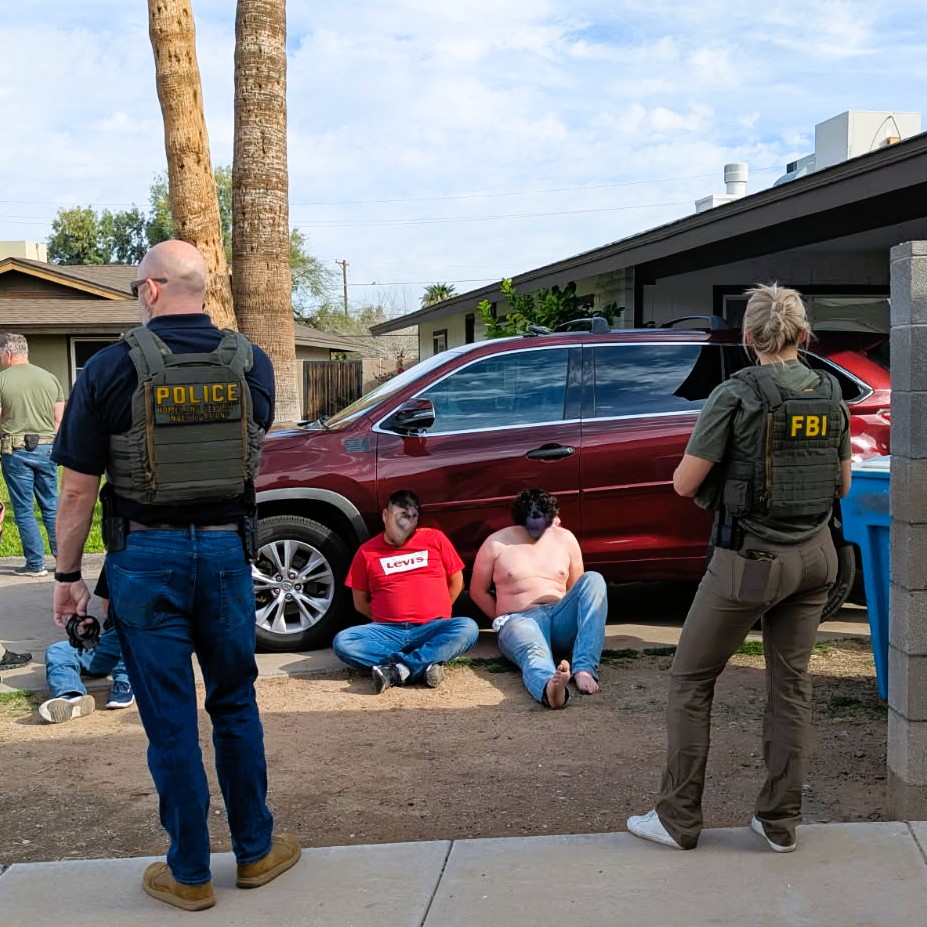 FBIPhoenix's tweet photo. The work continues for #FBIPhoenix special agents and analysts as we support @ICEgov with its immigration enforcement operations here in Arizona. From drugs to gangs to human trafficking, we're out there looking for those involved. https://t.co/ME3bkB50hM