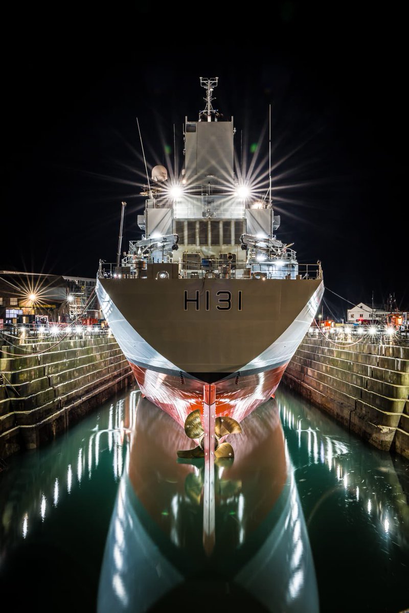HMS Scott tweet media