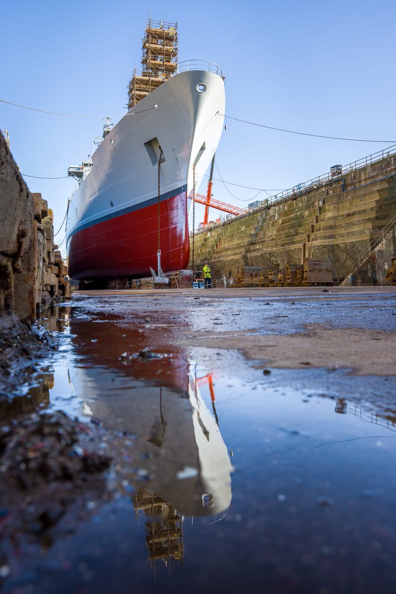 HMS Scott tweet media