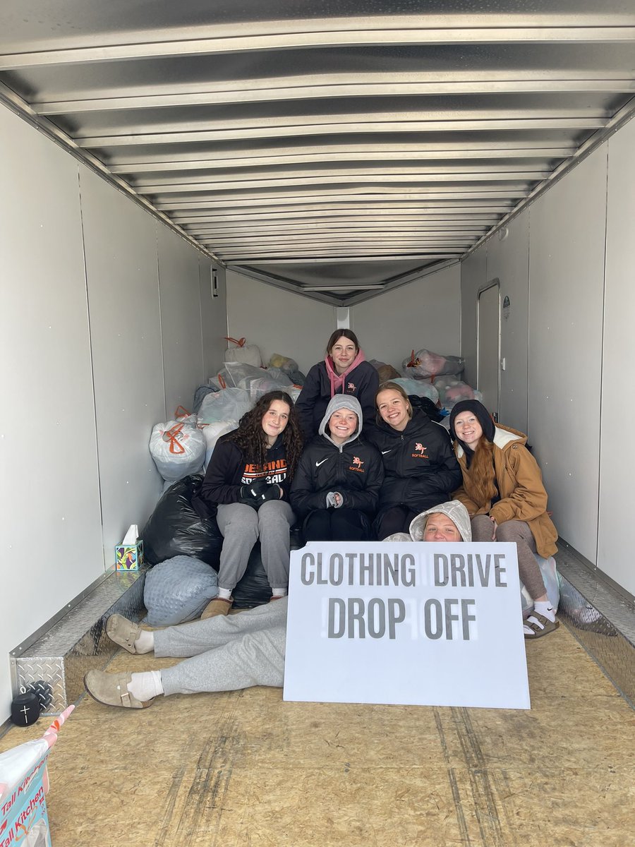 delanosoftball's tweet photo. Shift two!! Hope to see you here!! https://t.co/fUKrr5ZH5e