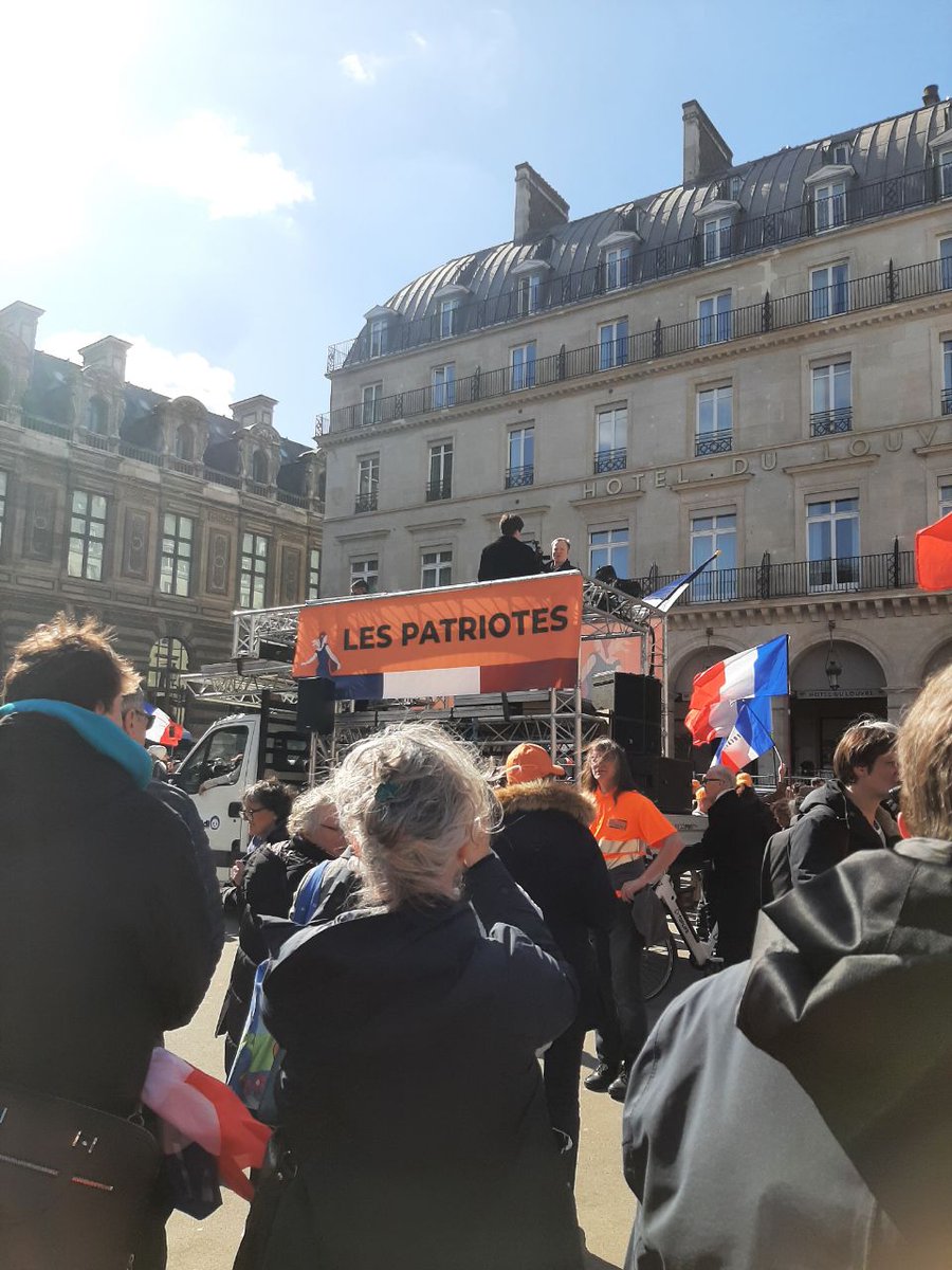 SoubdhanS's tweet photo. Très belle manifestation cet après-midi organisée par les Patriotes  ! Vive la Résistance ! Vive la France libre !  🇫🇷🇫🇷🇫🇷 https://t.co/ZWZ66IyjZI