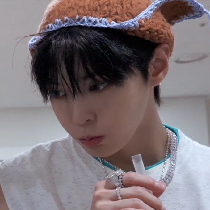 มูมู่จอง ໒꒱ tweet media