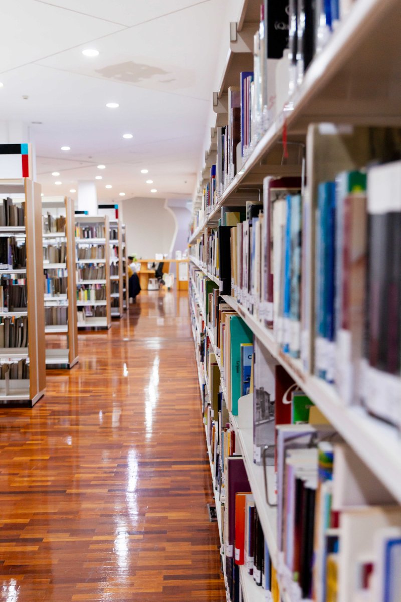 La Biblioteca Regional celebra el 'Mes del Libro' con un amplio programa de actividades.

Noticia: carm.es/web/pagina?IDC…