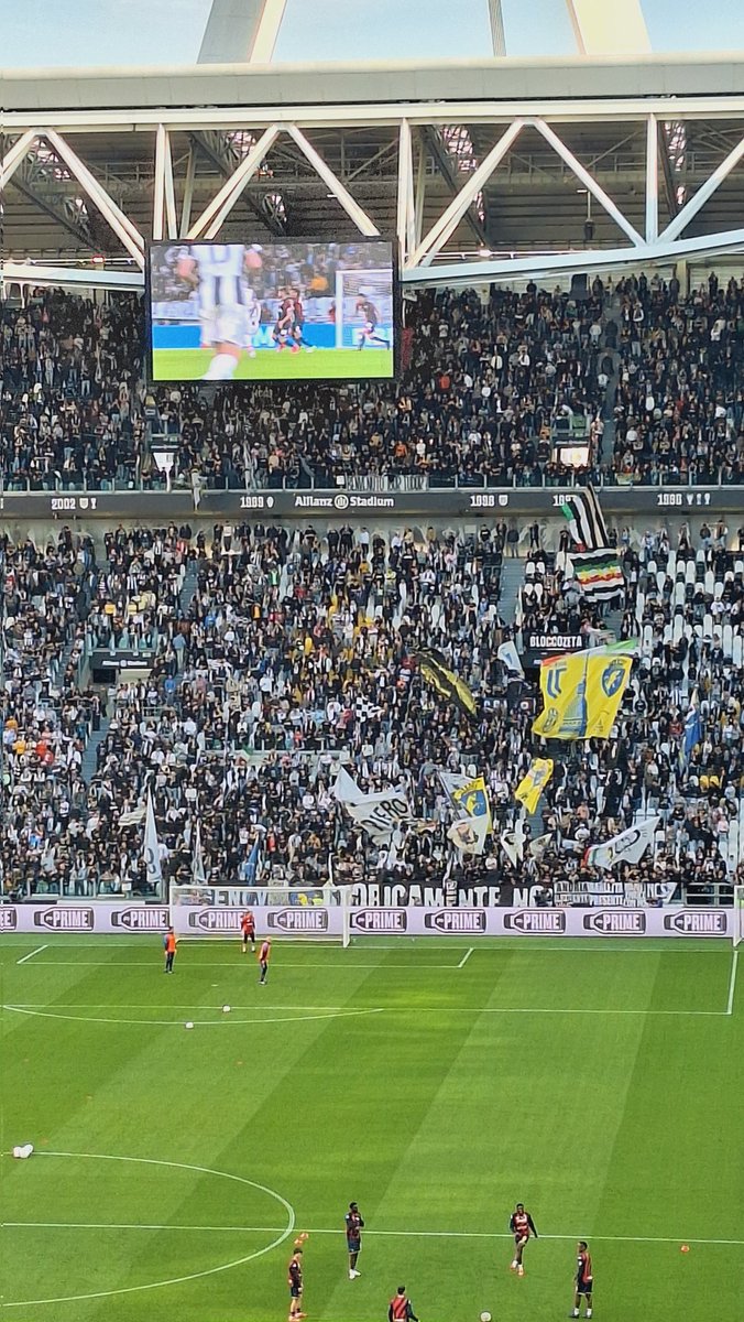 E anche oggi eccoci qui... #FinoAllaFine #ForzaJuventus #JuventusGenoa #JuveGenoa