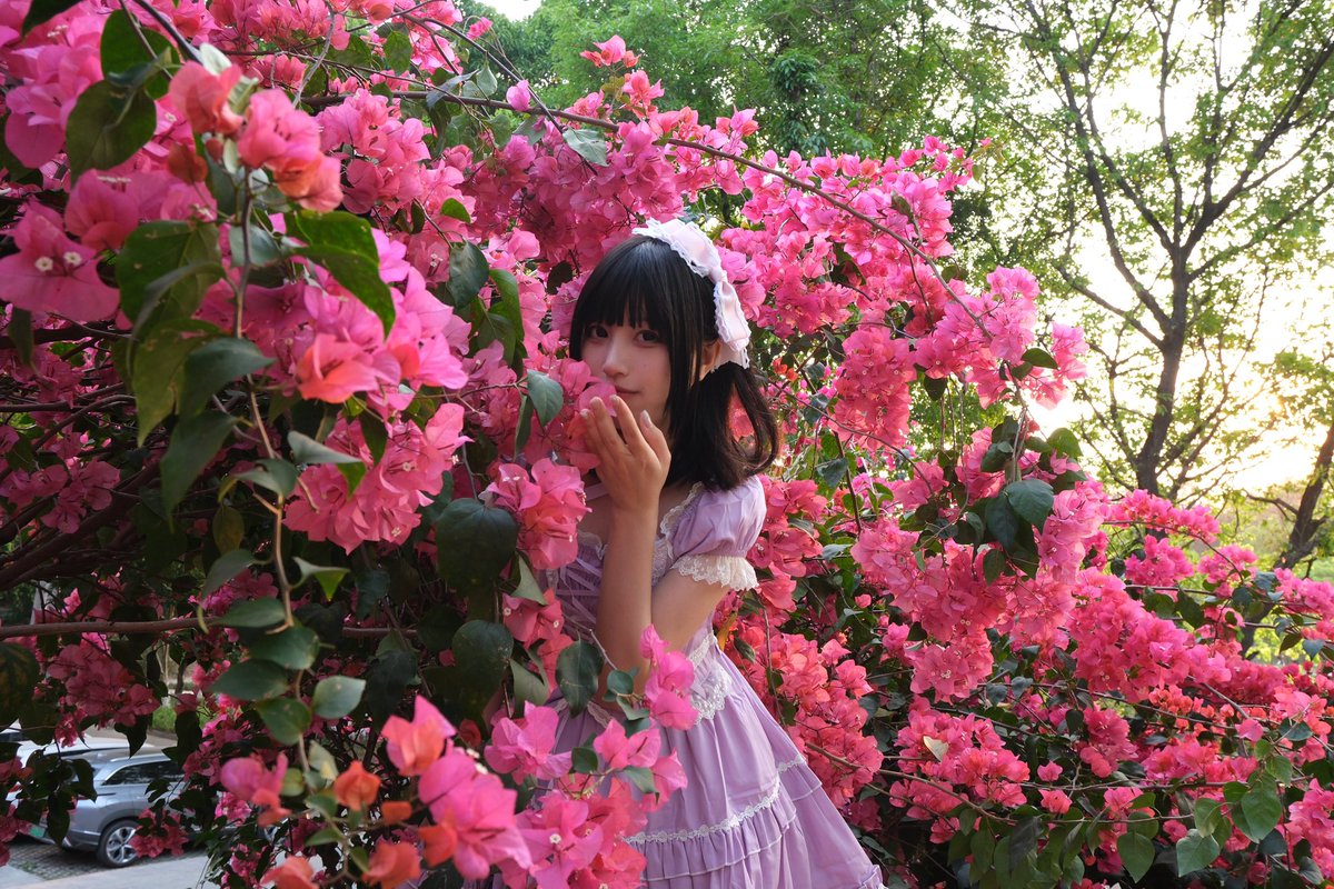 福利姬香蕉不呐呐分享的黄推图片3 - 网红私拍内容