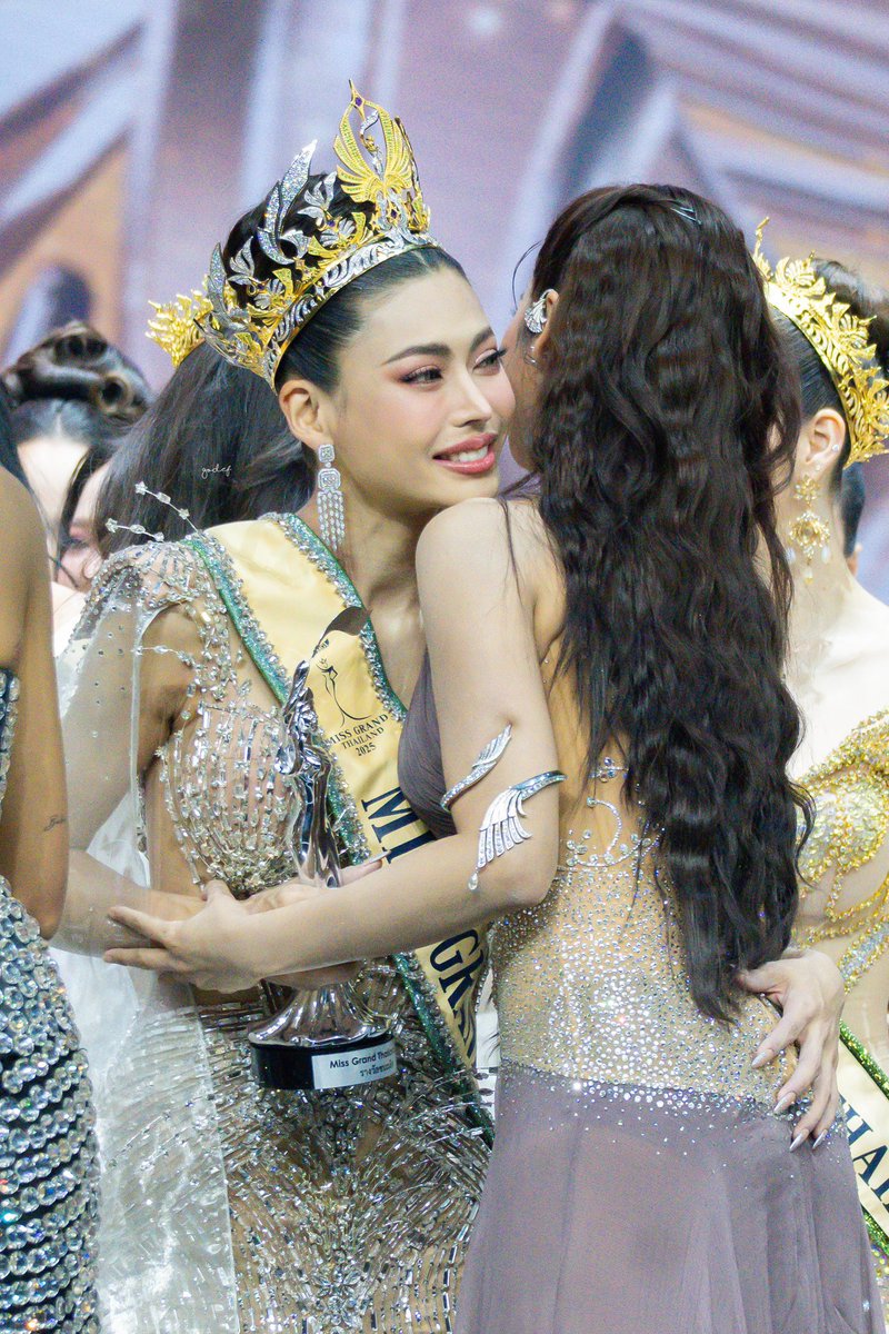 Engfa Waraha (ตัวจริง) tweet media