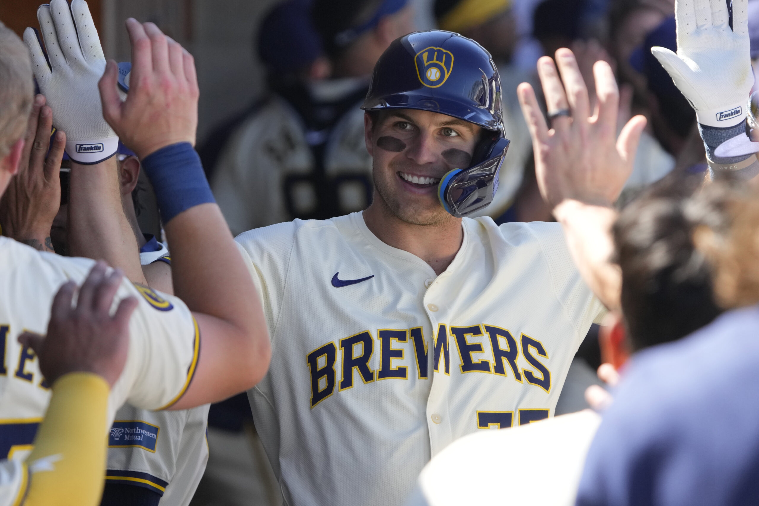 MLB Trade Rumors on X: "In a move that will drastically cut back on  pun-filled headlines, the #Brewers have traded Brewer Hicklen:  https://t.co/sAo9om4lQS https://t.co/Ta9TfD30au" / X