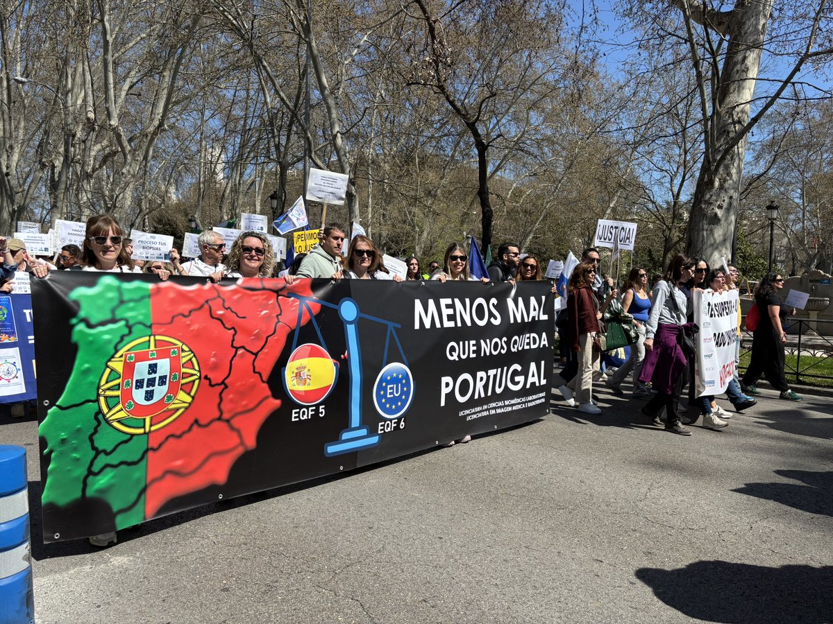 <a href="/infobae/">infobae</a> infobae.com/espana/2025/03… por favor cambiar la foto los Técnicos Superiores Sanitarios no somos los de la foto. Tenéis unas, podéis publicarla