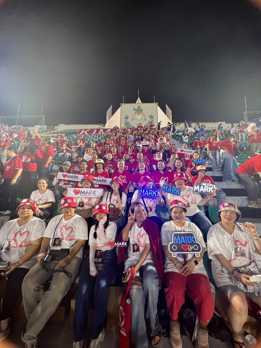 Prinfanclub's tweet photo. ขอบคุณทุกคนมากๆนะคะในวันนี้ที่มาร่วมสนุก ส่งมอบความรักให้กับพี่หมากกันในวันนี้ “รักใคร รักหมาก” ❤️ อยู่รักพี่หมากกันไปนานๆนะคะ ❤️
#mark_prin #markprin #prinfanclub #55ปีNEWENERGYพลังใหม่ไร้ขีดจำกัด #หมากปริญ https://t.co/ZfExcRZoEH