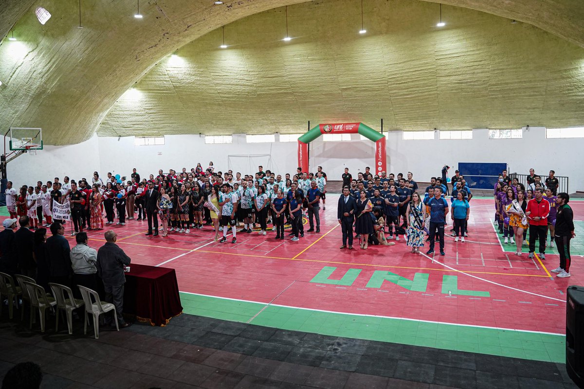 ¡Felicidades a todos los equipos de docentes, administrativos y trabajadores de nuestra UNL! 

Vivimos el V Campeonato Interfacultades 2025, un espacio de habilidad deportiva, trabajo en equipo y valores que nos definen como comunidad universitaria. 💪