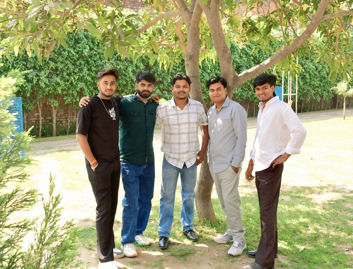 YashKumarSaini8's tweet photo. https://t.co/f03Oaha8B1